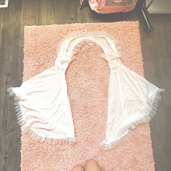 Fairycore elegant sleeves🧚🏻♀️ 🤍 - Picture 2 of 2